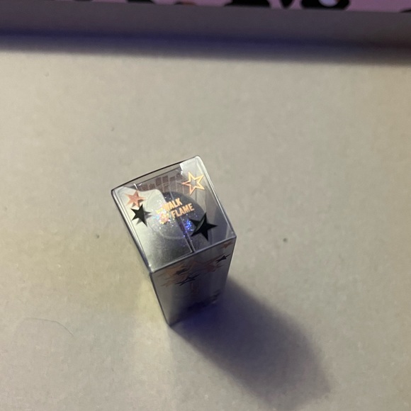 MAC Cosmetics Holiday Lipstick in Walk Of Flame - Picture 3 of 3